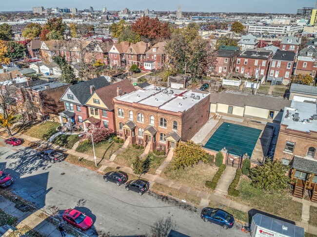 Building Photo - 3625 McRee Ave