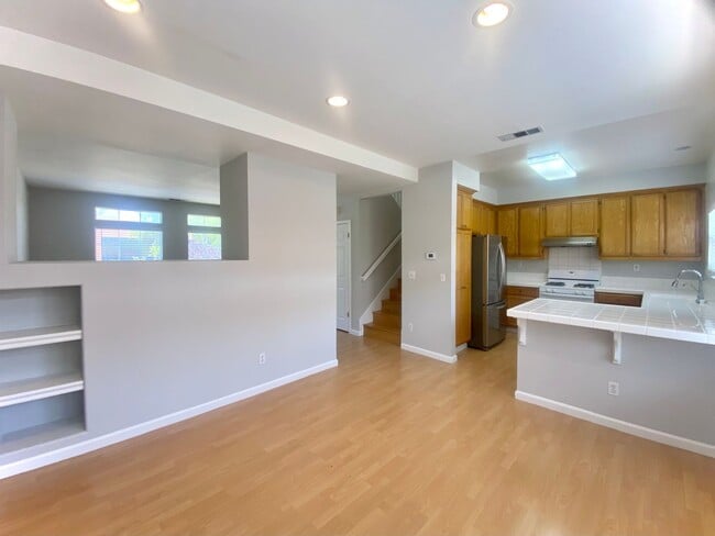 Building Photo - Condo for rent! Downtown Liberty Common Co...