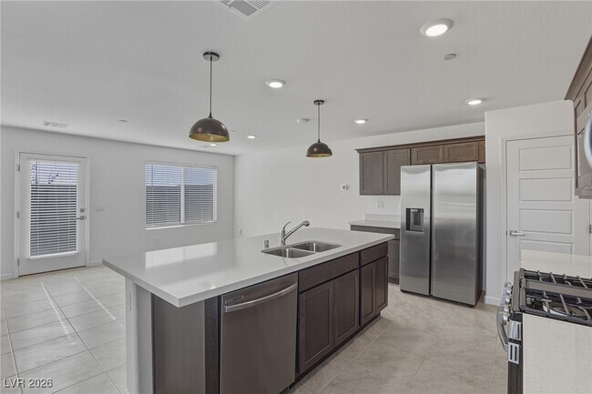 Building Photo - 4971 Aitana Ave