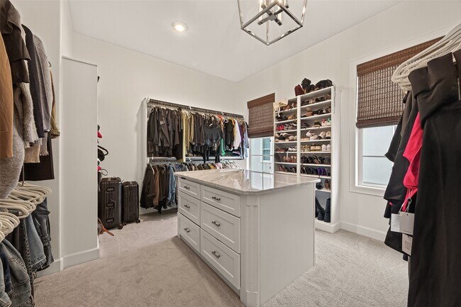Building Photo - 855 Dunleigh Meadows Ln