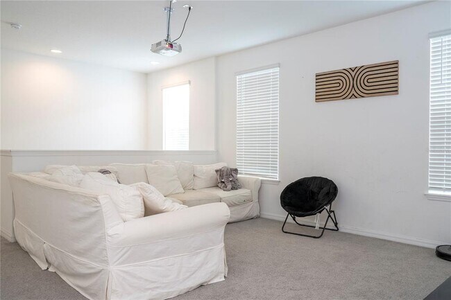 Building Photo - 10551 Petrillo Wy