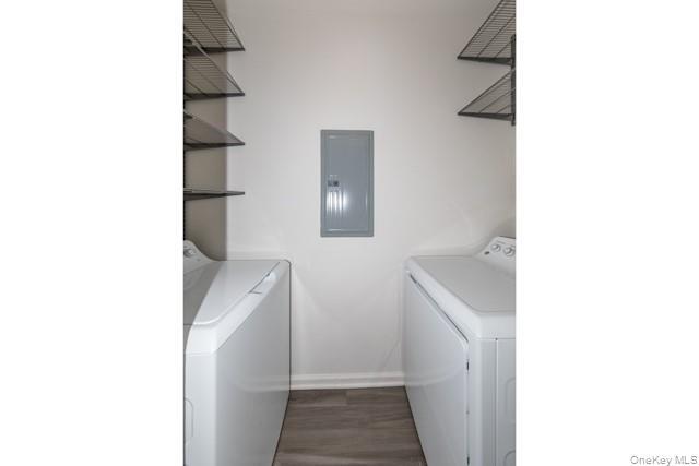 Building Photo - 1 Charles Pond Dr