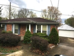 Building Photo - 205 S Evergreen Rd