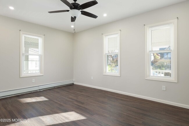 Building Photo - 603 2nd Ave