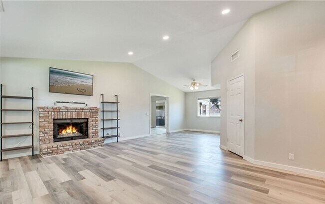 Building Photo - Spacious Wildomar Single-Story Home-Just in Time for Summer!
