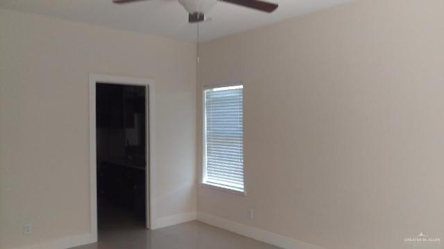 Building Photo - 9 Pineridge Ln