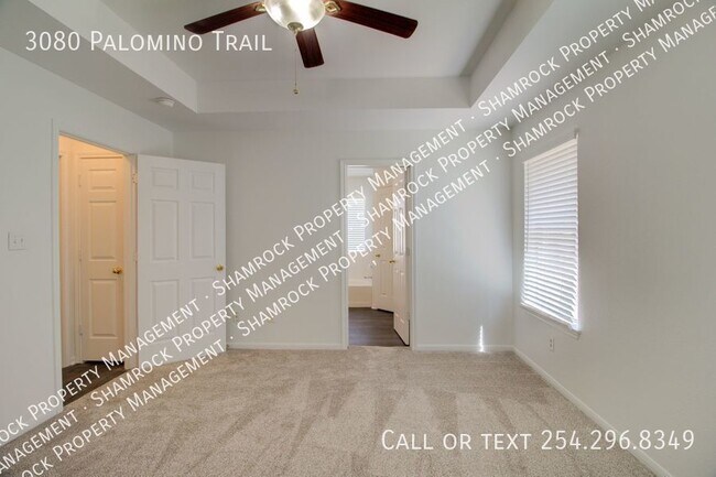 Building Photo - Surrey Ridge Duplex