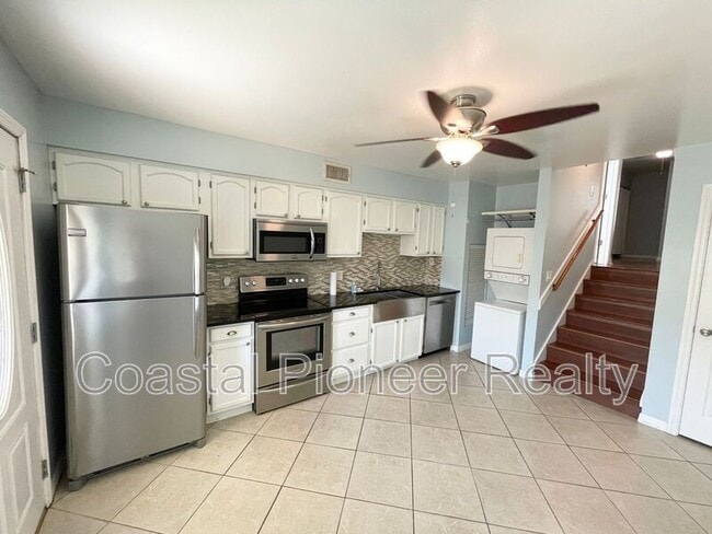 Building Photo - 4226 La Dega Ct
