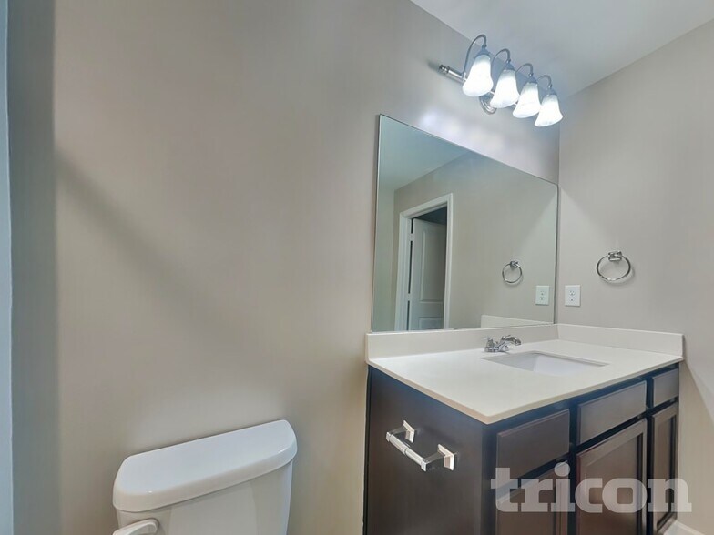 Building Photo - 11877 Fuller St