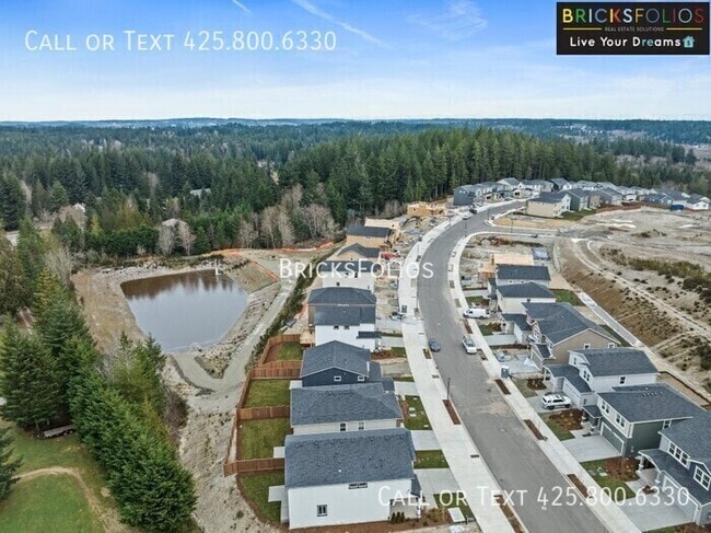 Building Photo - 1265 SW Pendleton Way