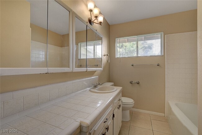 Building Photo - 5649 Sheila Ave