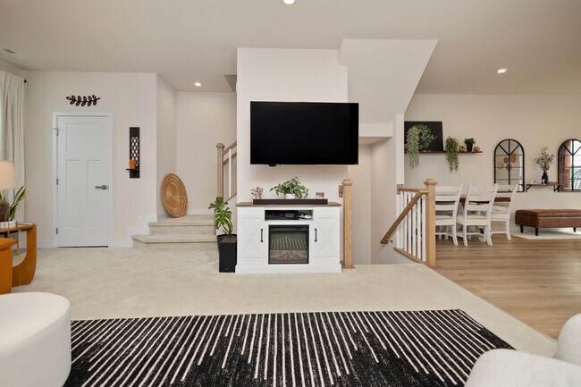 Building Photo - 302 Lydia St