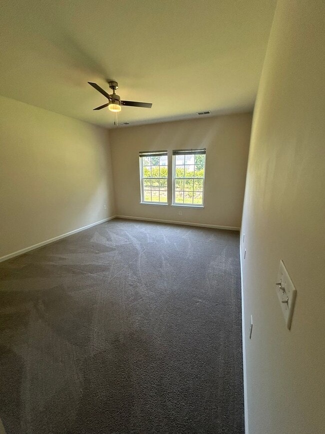 Building Photo - 198 Hampton Park Cir