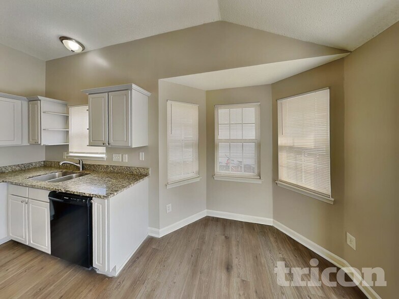 Building Photo - 7401 Fallow Ln