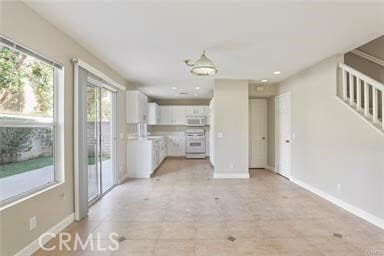 Building Photo - 2489 San Simon St