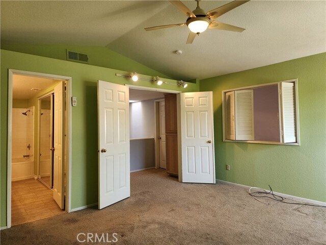 Building Photo - 7350 Greenhaven Ave