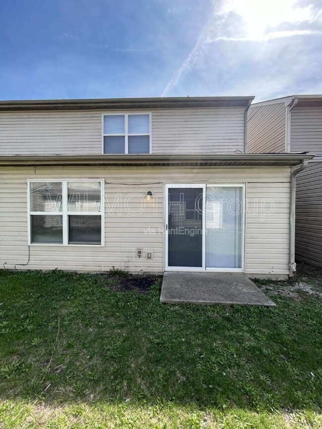 Building Photo - 7756 Mountain Stream Way