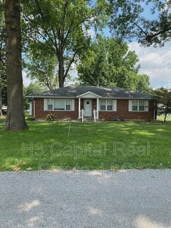 Primary Photo - 2111 Clark Ave