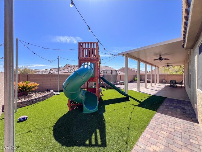 Building Photo - 7868 Arroyo Glen Ct