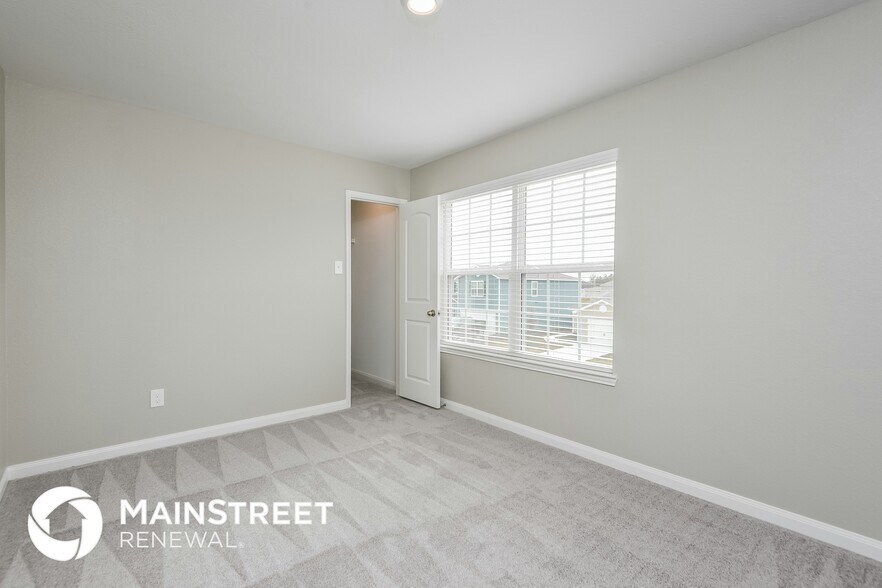 Building Photo - 26116 Hals Dr