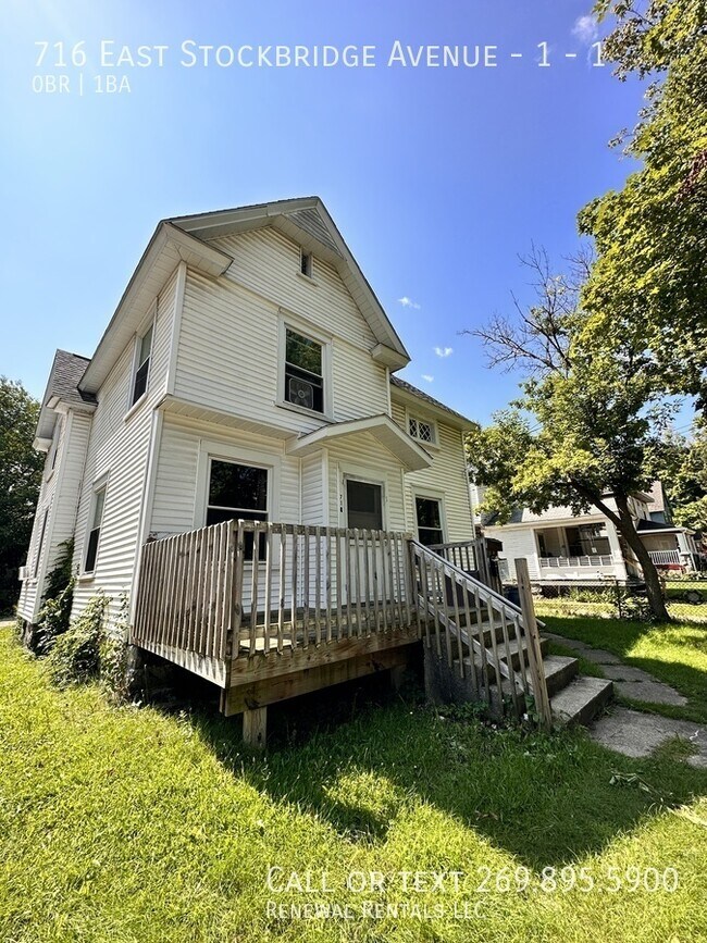 Building Photo - 716 E Stockbridge Ave