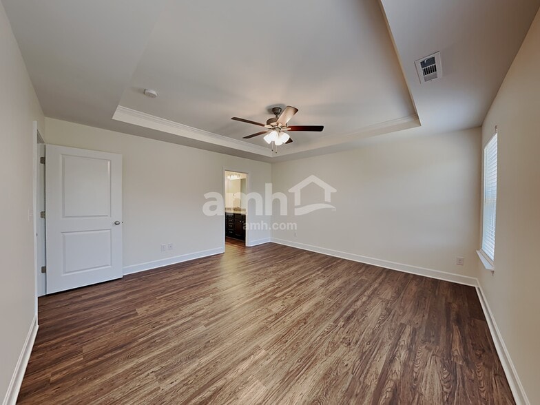 Building Photo - 5420 Lake Water Ct