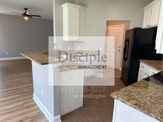 Building Photo - 387 O'Hara Dr