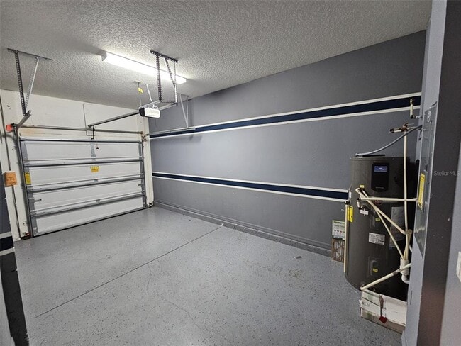 Building Photo - 5128 Crown Hvn Dr