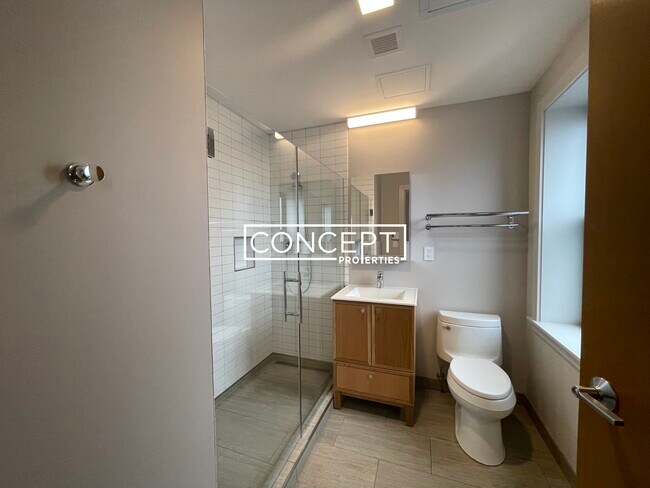 Building Photo - 115 Mt Auburn St