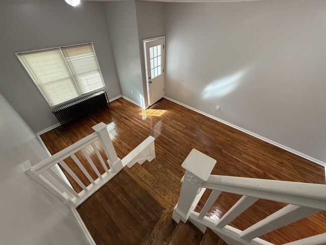 Building Photo - 1138 Princess Ave