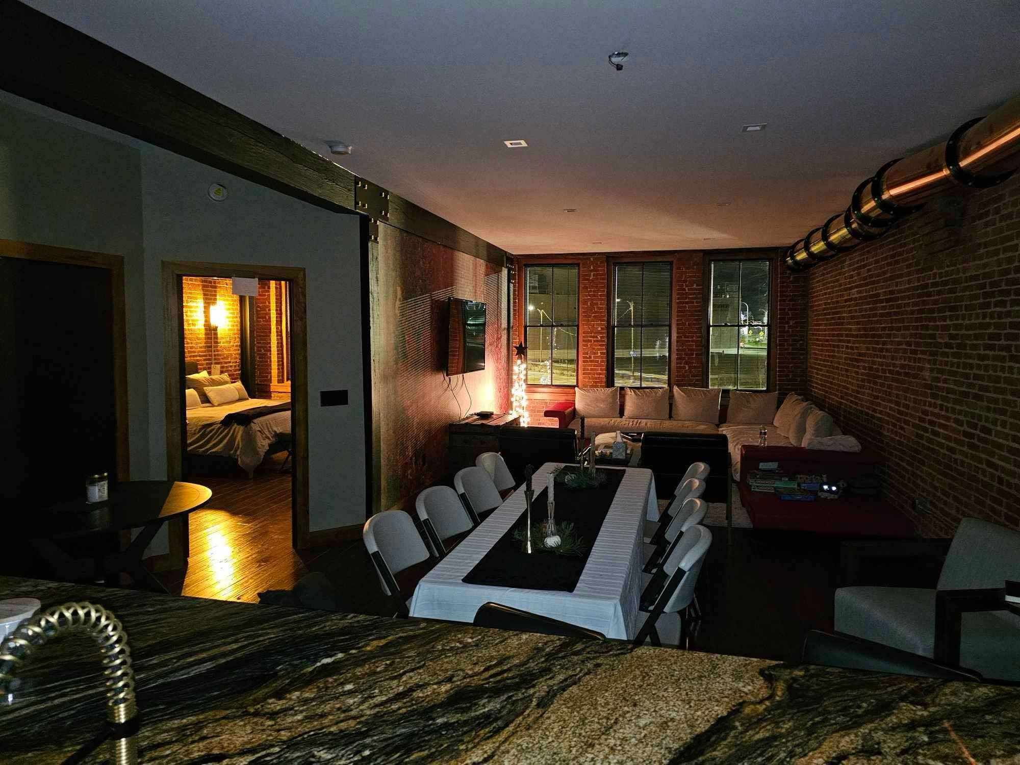 Building Photo - 98 Genesee St