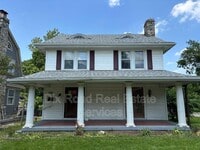 Building Photo - 1501 Glenbeck Ave