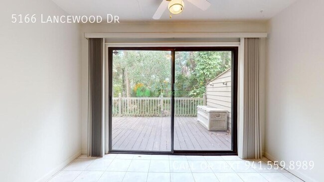 Building Photo - 5166 Lancewood Dr