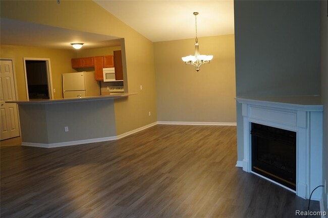 Building Photo - 44036 Rushcliffe Dr