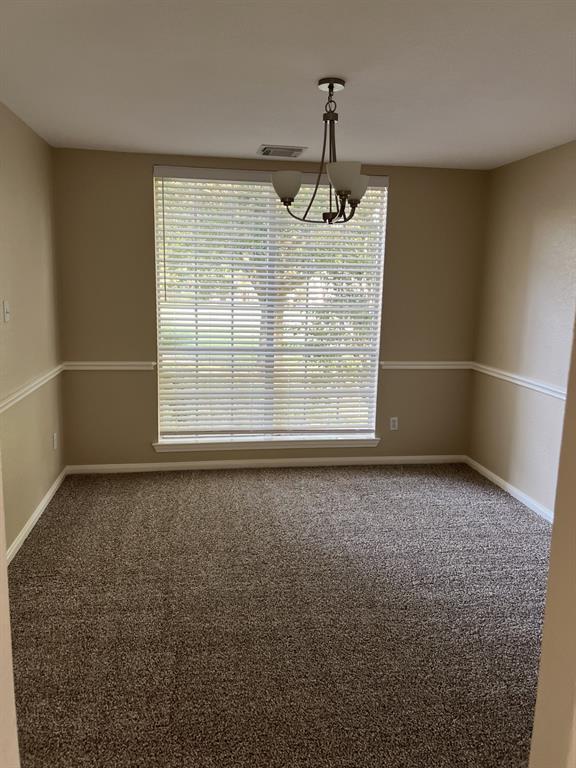 Building Photo - 374 Lake View Dr