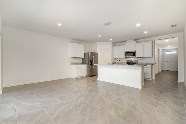 Building Photo - 6714 Topaz Dr