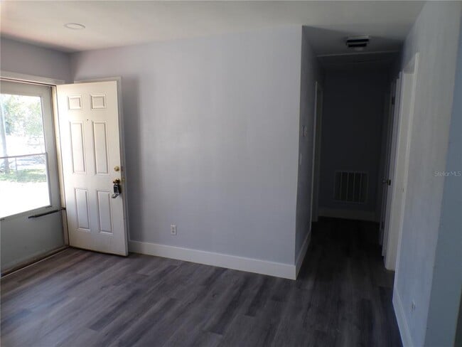 Building Photo - 2455 35th St S