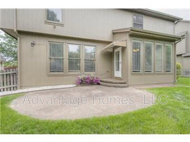 Building Photo - 14117 Parkhill Ln