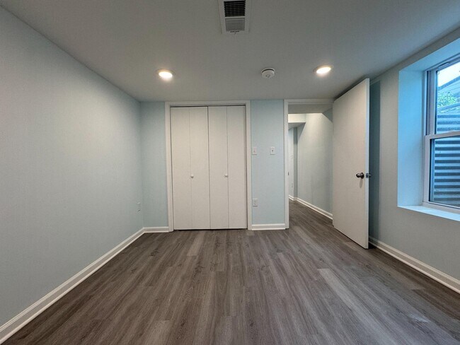 Building Photo - 9405 Rhode Island Ave