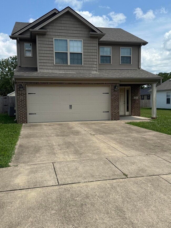 Building Photo - 325 Oxford Cir