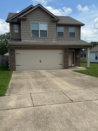Building Photo - 325 Oxford Cir