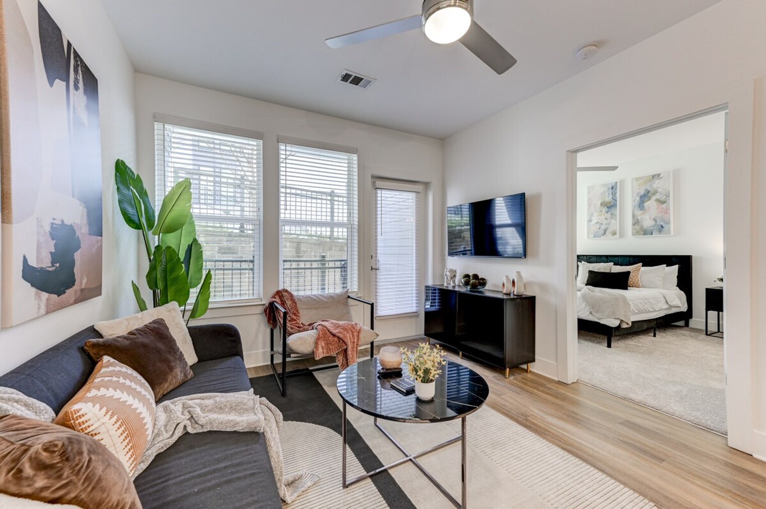 Building Photo - 308 Gibson St SE