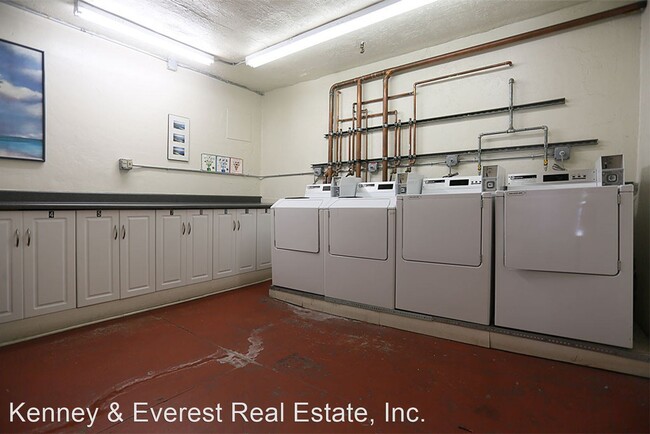 Building Photo - 1 br, 1 bath House - 330 West Portal #204