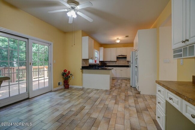 Building Photo - 6 Mulberry Ln