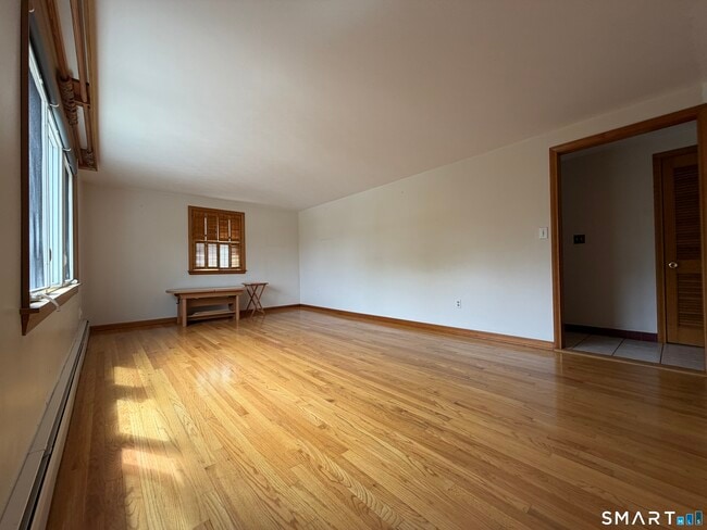 Building Photo - 133 Pinehurst Ave