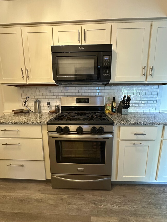 Building Photo - 3504 Galahad Dr