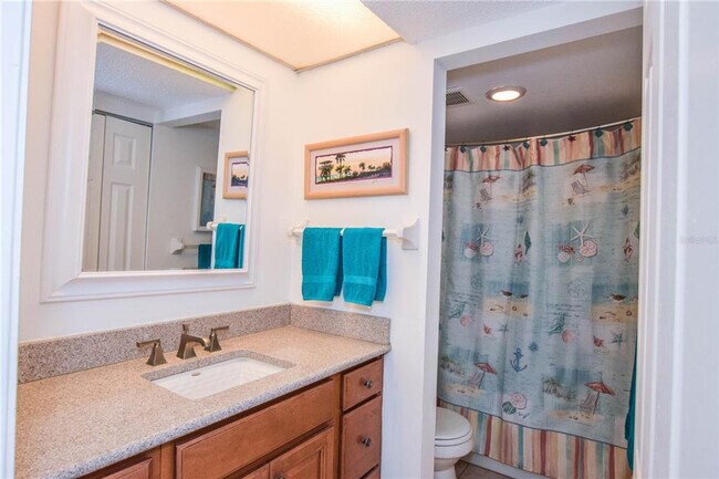 Building Photo - 6706 Sarasea Cir