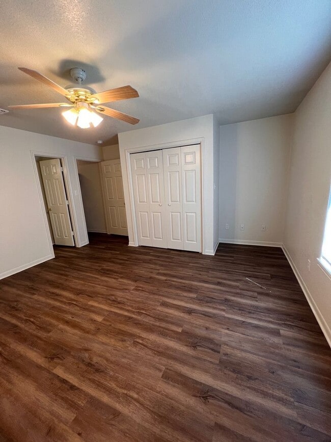 Building Photo - 3802 Pecos Dr