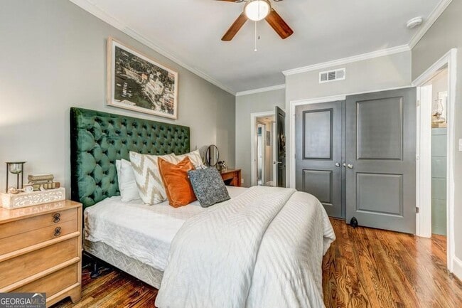 Building Photo - 28 Collier Rd NW