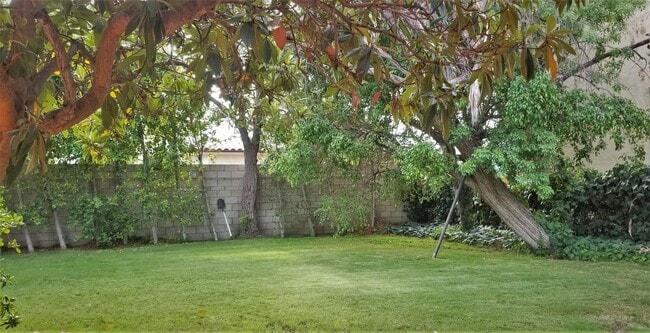 Building Photo - Amazing 2-Story 4 Bdr 3 Bath Family Home i...